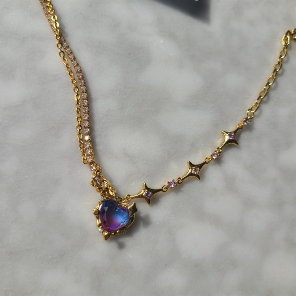 18K Gold Plated Heart Necklace - Picture 3 of 5